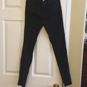 Black skinny jeans